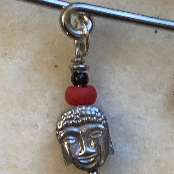 Buddha| Elephant Lucky Protection pin brooch - Picture 7 of 10